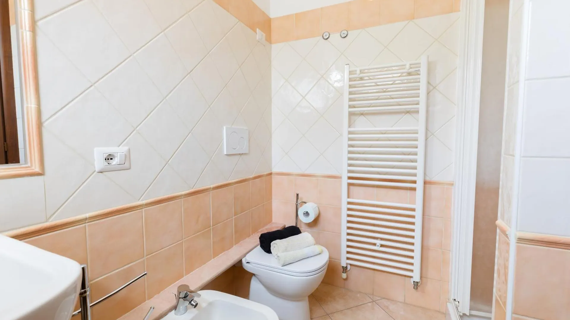 Ad Apartment Olbia 0*,  Italia